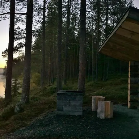 Konttaisenranta Chalet *
